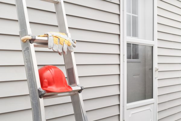 Cost of Home Siding Replacement in Hendersonville