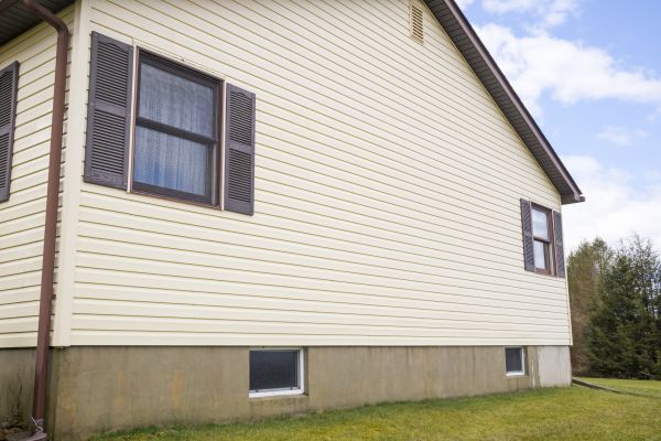 Dutch Lap Siding Repair in Hendersonville